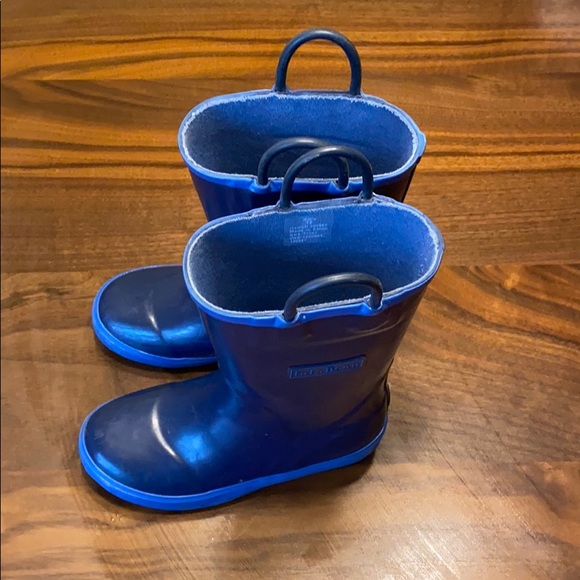 LL Bean Kids' Puddle Stompers Rain Boots - Picture 3 of 10